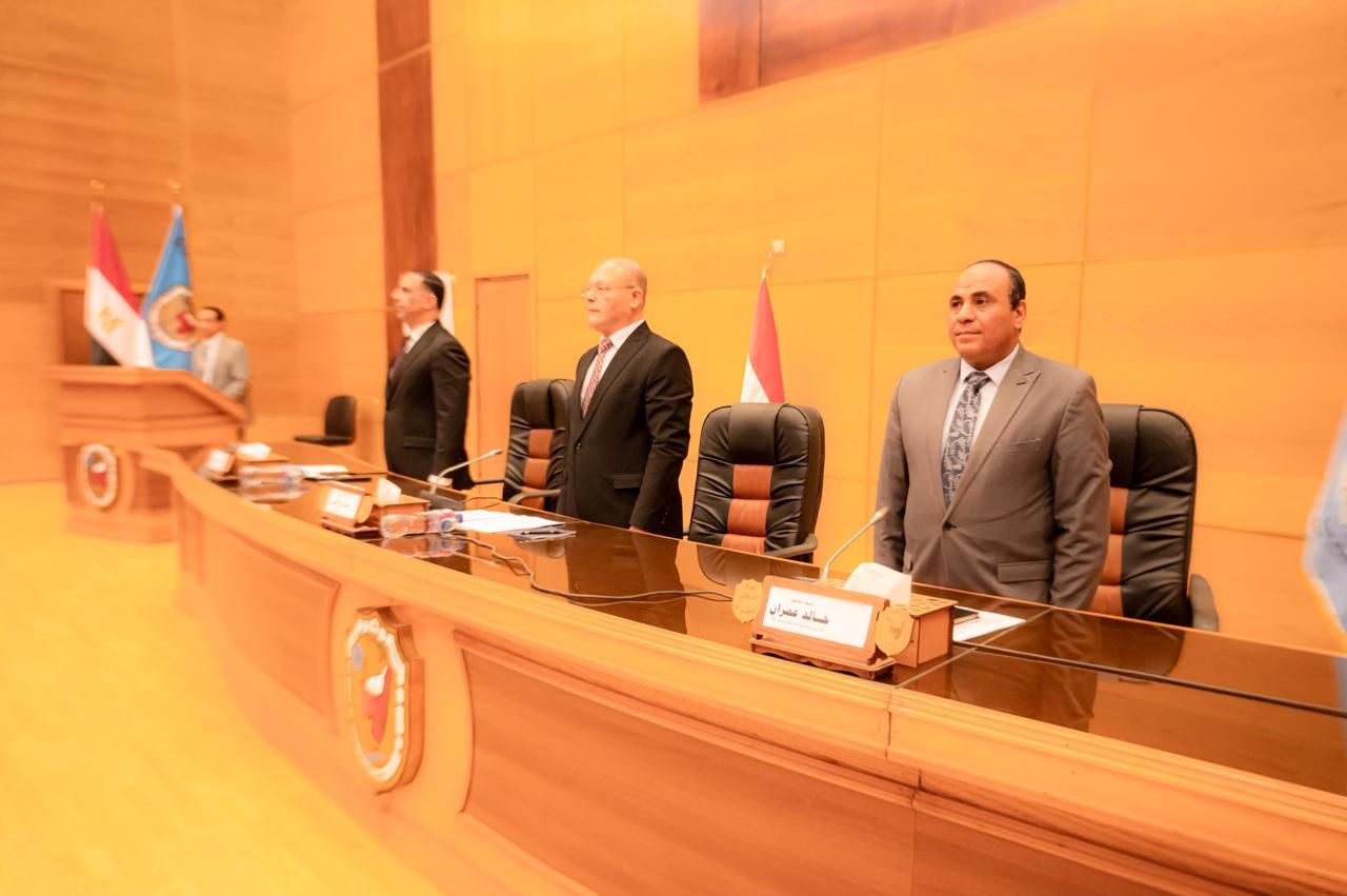 9ee6d381b5.jpg