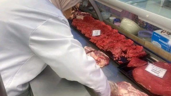 بيطري بورسعيد يواصل حملاته للتفتيش على محال تداول اللحوم والدواجن بيطري بورسعيد يواصل حملاته للتفتيش على محال تداول اللحوم والدواجن