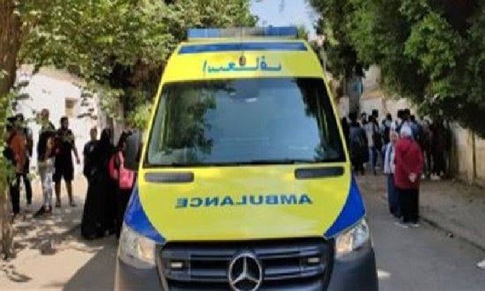 مصرع وإصابة 4 أشخاص في حادث تصادم تروسيكل وسيارة نقل بالفيوم مصرع وإصابة 4 أشخاص في حادث تصادم تروسيكل وسيارة نقل بالفيوم