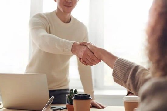 التعامل بعد الانفصال التعامل بعد الانفصال