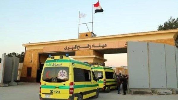 استمرار فتح ميناء رفح البري لليوم الـ46 على التوالي استمرار فتح ميناء رفح البري لليوم الـ46 على التوالي