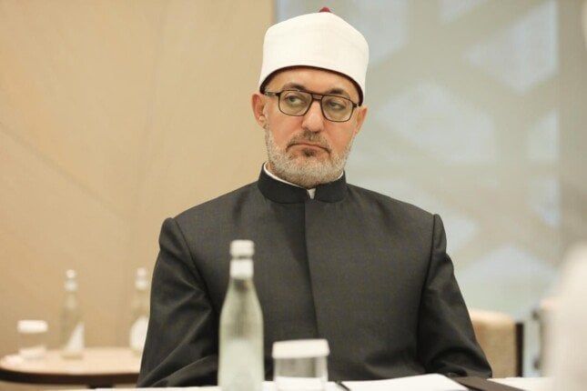 مفتي الجمهورية: العلم والرحمة أساس بناء الشخصية الإسلامية مفتي الجمهورية: العلم والرحمة أساس بناء الشخصية الإسلامية