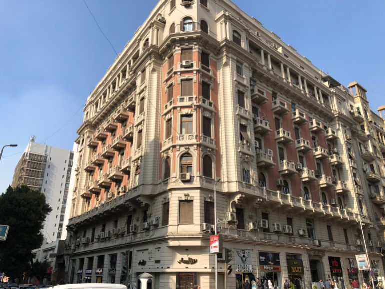 عمارة في قلب القاهرة بشارع رمسيس