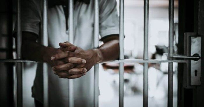 السجن 7 سنوات للمتهم بقتل شاب خلال دفاعه عن نجل شقيقته في الباجور السجن 7 سنوات للمتهم بقتل شاب خلال دفاعه عن نجل شقيقته في الباجور
