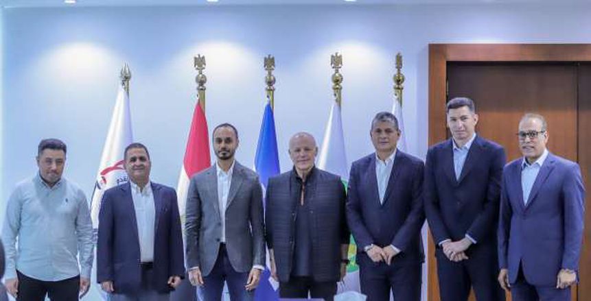هاني أبو ريدة يرحب بوفد لجنة الحكام الإماراتيين «صور» هاني أبو ريدة يرحب بوفد لجنة الحكام الإماراتيين «صور»