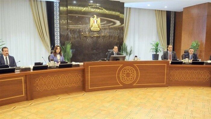 رئيس الوزراء: الأرض الزراعية خط أحمر ولا يمكن تعويضها رئيس الوزراء: الأرض الزراعية خط أحمر ولا يمكن تعويضها