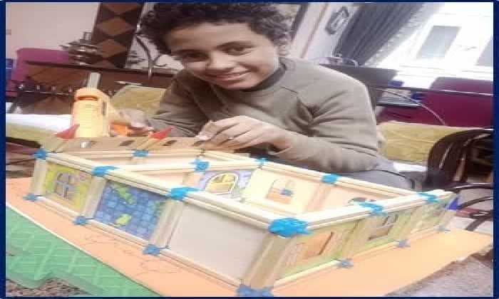 أحمد توفيق ابن قنا الأول على مستوى الجمهورية في مسابقة المبتكر الصغير أحمد توفيق ابن قنا الأول على مستوى الجمهورية في مسابقة المبتكر الصغير