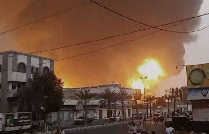 عاجل| الغارات الإسرائيلية تدمر مطار صنعاء بالكامل وتستهدف منشآت حيوية باليمن عاجل| الغارات الإسرائيلية تدمر مطار صنعاء بالكامل وتستهدف منشآت حيوية باليمن