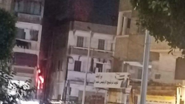 حماية بورسعيد المدنية تسيطر على حريق بمسكن مهجور حماية بورسعيد المدنية تسيطر على حريق بمسكن مهجور