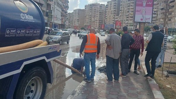 محافظ الدقهلية: التعامل الفوري مع سقوط الأمطار ورفع تجمعات المياه محافظ الدقهلية: التعامل الفوري مع سقوط الأمطار ورفع تجمعات المياه