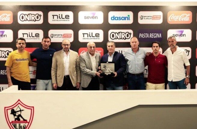 بعد رحيله.. الزمالك يكرم بيسيرو ويرحب بالتعاون معه في المستقبل «صور» بعد رحيله.. الزمالك يكرم بيسيرو ويرحب بالتعاون معه في المستقبل «صور»