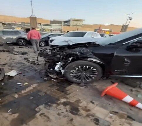 النيابة تصدر قرارا جديدا بشأن سائق التريلا المتسبب بتحطم سيارات معرض بالقطامية النيابة تصدر قرارا جديدا بشأن سائق التريلا المتسبب بتحطم سيارات معرض بالقطامية