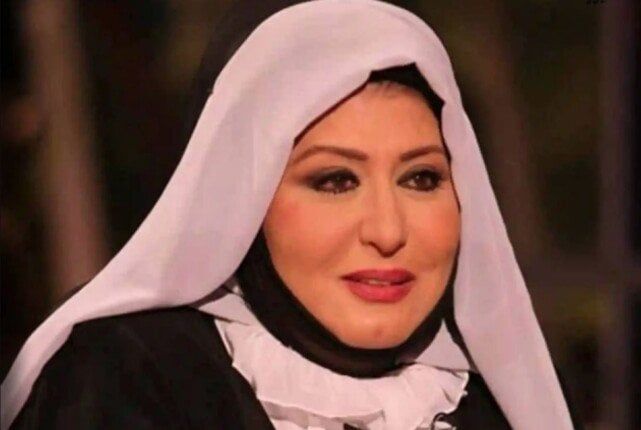 سهير رمزي تكشف عن رأيها بشأن تقديم سيرتها الذاتية سهير رمزي تكشف عن رأيها بشأن تقديم سيرتها الذاتية