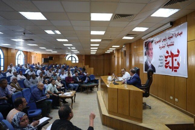 محافظ المنيا يؤكد: ملفا التصالح وتقنين الأراضي أولوية قصوى للدولة محافظ المنيا يؤكد: ملفا التصالح وتقنين الأراضي أولوية قصوى للدولة