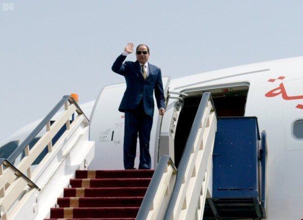 الرئيس السيسي يغادر أثينا متوجهًا إلى موسكو للمشاركة باحتفالات عيد النصر الرئيس السيسي يغادر أثينا متوجهًا إلى موسكو للمشاركة باحتفالات عيد النصر