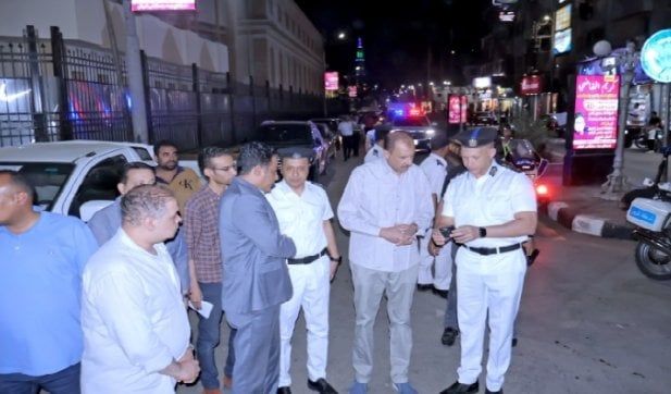 محافظ سوهاج يتفقد عددا من شوارع المدينة لمتابعة أعمال التخطيط المروري محافظ سوهاج يتفقد عددا من شوارع المدينة لمتابعة أعمال التخطيط المروري