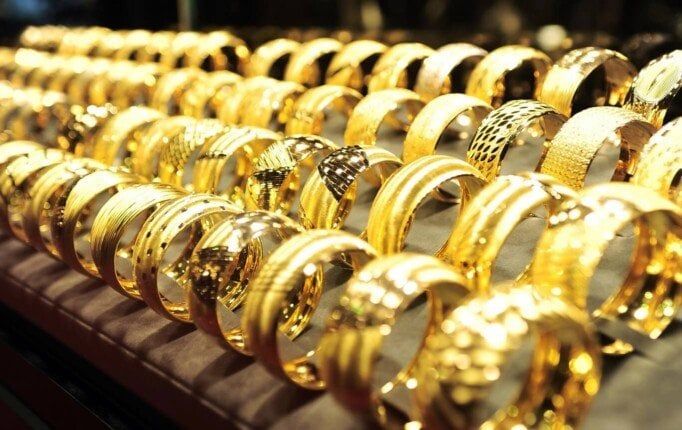 عيار 21 بكام؟.. سعر الذهب في نهاية تعاملات اليوم الاثنين 5 مايو 2025