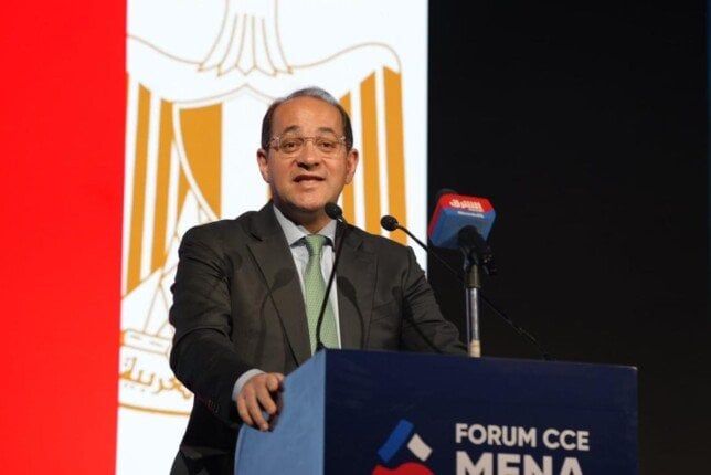 وزير المالية: الاقتصاد الوطني يتحرك بخطى ثابتة ويوفر فرصًا استثمارية كبيرة وزير المالية: الاقتصاد الوطني يتحرك بخطى ثابتة ويوفر فرصًا استثمارية كبيرة