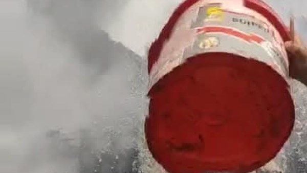بدون إصابات.. السيطرة على حريق منزل في المنوفية بدون إصابات.. السيطرة على حريق منزل في المنوفية