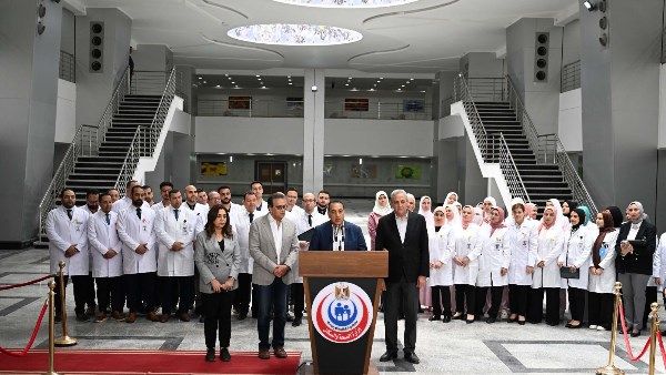 رئيس الوزراء: طنطا العام يضاهي أعلى المستشفيات في العالم رئيس الوزراء: طنطا العام يضاهي أعلى المستشفيات في العالم