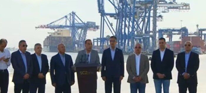 مدبولي: خلال عامين سنكون طورنا كل ميناء غرب بورسعيد مدبولي: خلال عامين سنكون طورنا كل ميناء غرب بورسعيد