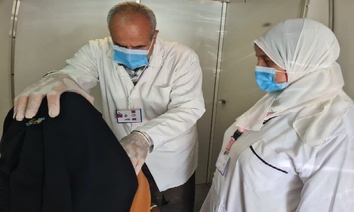 بالمجان.. كشف وعلاج لـ 508 مواطنين في قافلة طبية بالبحيرة بالمجان.. كشف وعلاج لـ 508 مواطنين في قافلة طبية بالبحيرة