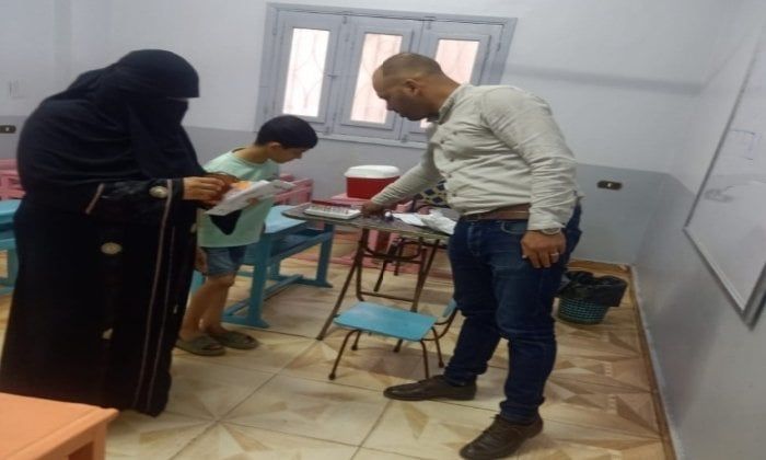مناظرة 370 حالة في قافلة طبية متكاملة لأهالي الشهداء بالمنوفية مناظرة 370 حالة في قافلة طبية متكاملة لأهالي الشهداء بالمنوفية