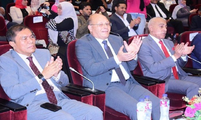 تعاون أكاديمي وبحثي وعروض فنية خلال فعاليات اليوم الثقافي المصري الإندونيسي بجامعة سوهاج تعاون أكاديمي وبحثي وعروض فنية خلال فعاليات اليوم الثقافي المصري الإندونيسي بجامعة سوهاج
