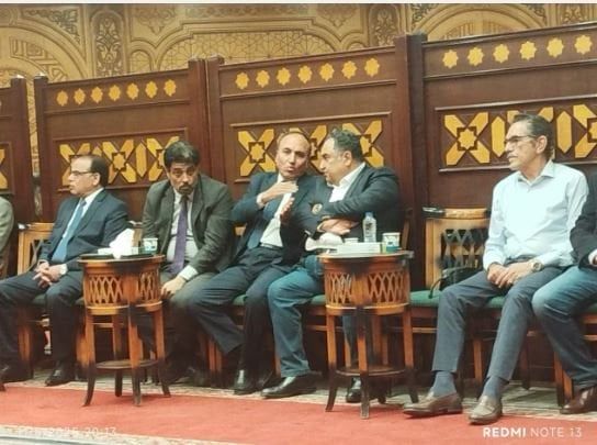 البلشي وعبد المحسن سلامة.. أبرز حضور عزاء زوجة الإعلامي محمد مصطفى شردي البلشي وعبد المحسن سلامة.. أبرز حضور عزاء زوجة الإعلامي محمد مصطفى شردي