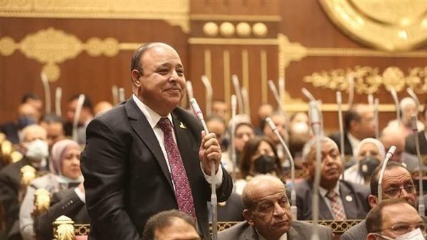 رئيس لجنة الصحة بالشيوخ: «خالد عبد الغفار شايل المنظومة الصحية على كتافه» رئيس لجنة الصحة بالشيوخ: «خالد عبد الغفار شايل المنظومة الصحية على كتافه»