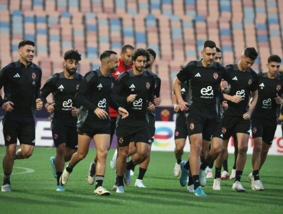 الأهلي يواصل تدريباته اليوم استعدادًا لمواجهة سيراميكا كليوباترا في الدوري الأهلي يواصل تدريباته اليوم استعدادًا لمواجهة سيراميكا كليوباترا في الدوري