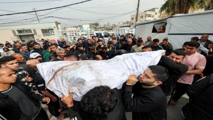 بينهم أب وابنته.. 6 شهداء فلسطينيين بقصف إسرائيلي على مدينتي غزة وخان يونس بينهم أب وابنته.. 6 شهداء فلسطينيين بقصف إسرائيلي على مدينتي غزة وخان يونس