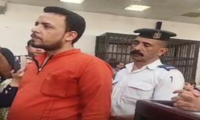 جنايات المنصورة تقضى بإحالة أوراق قاتل سيدة إلى المفتى جنايات المنصورة تقضى بإحالة أوراق قاتل سيدة إلى المفتى