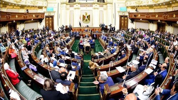 برلماني يُطالب بتشكيل لجنة لمعاينة مبنى التأمين الصحي في ملوي برلماني يُطالب بتشكيل لجنة لمعاينة مبنى التأمين الصحي في ملوي