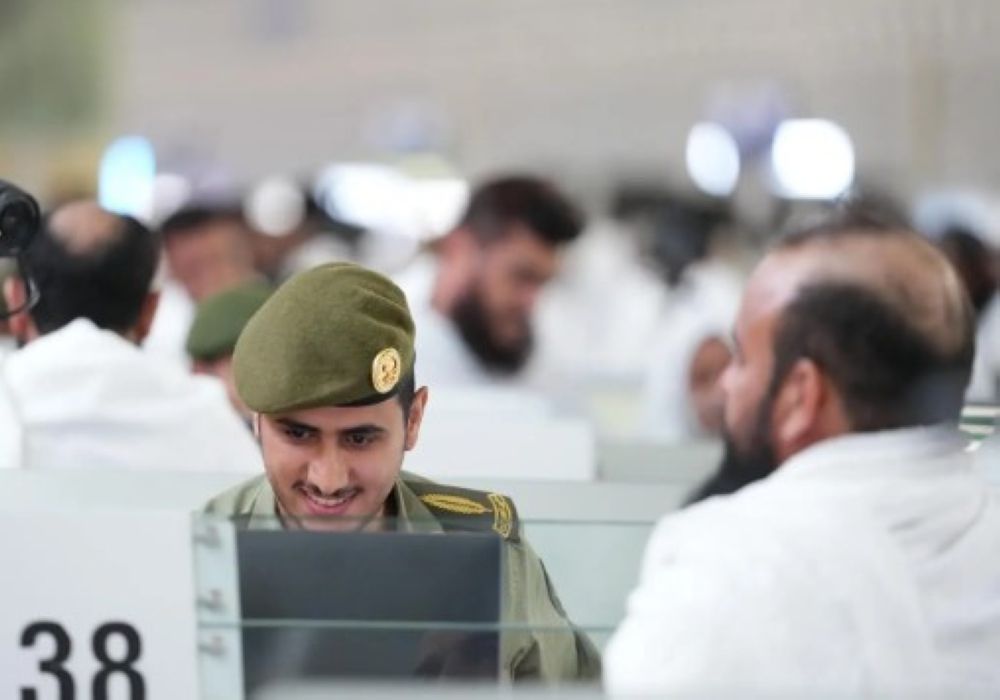 بأحدث الأجهزة.. سهولة في استقبال الحجاج بمطار الملك عبدالعزيز - واس