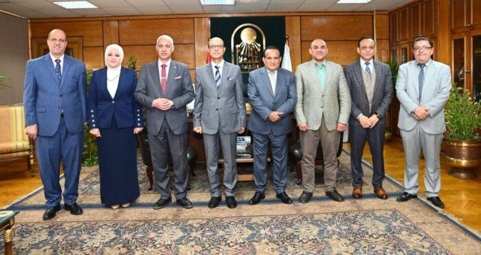 رئيس جامعة أسيوط يلتقي نائب رئيس هيئة النيابة الإدارية لتعزيز التعاون المشترك رئيس جامعة أسيوط يلتقي نائب رئيس هيئة النيابة الإدارية لتعزيز التعاون المشترك