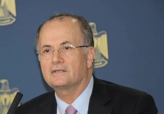 رئيس الوزراء الفلسطيني: لن نقبل أن يكون هنالك أي شخص أو عائلة دون مأوى رئيس الوزراء الفلسطيني: لن نقبل أن يكون هنالك أي شخص أو عائلة دون مأوى