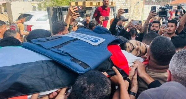 المجلس الوطني الفلسطيني: اغتيال الصحفي حسن اصليح جريمة حرب مركبة المجلس الوطني الفلسطيني: اغتيال الصحفي حسن اصليح جريمة حرب مركبة