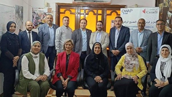 محافظ بني سويف يناقش نتائج مشروع تعزيز فرص المرأة فى التصنيع الزراعي محافظ بني سويف يناقش نتائج مشروع تعزيز فرص المرأة فى التصنيع الزراعي