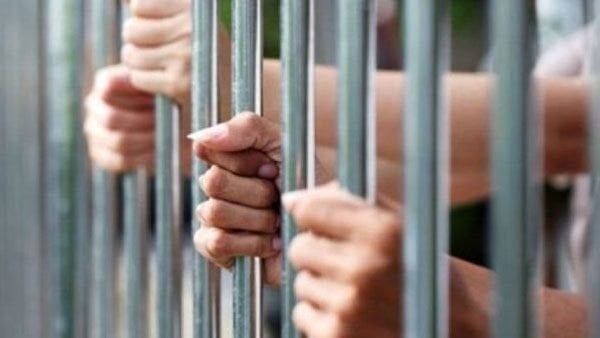 المشدد 6 سنوات وغرامة 50 ألف جنيه لعامل بتهمة الاتجار في المخدرات بالقليوبية المشدد 6 سنوات وغرامة 50 ألف جنيه لعامل بتهمة الاتجار في المخدرات بالقليوبية