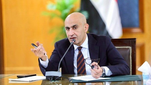 «الإدارية العليا» تؤيد قرار وزير التعليم بإلزام المدارس الدولية بتدريس 3 مواد «الإدارية العليا» تؤيد قرار وزير التعليم بإلزام المدارس الدولية بتدريس 3 مواد