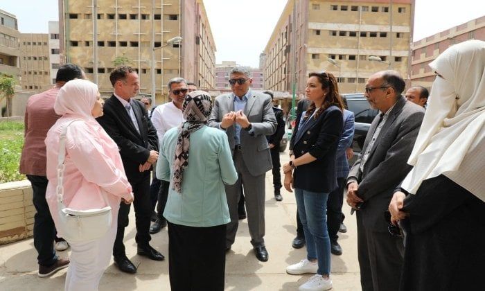 محافظ الجيزة يتفقد أعمال رفع كفاءة منشآت مدينة الطلبة والطالبات بالعجوزة محافظ الجيزة يتفقد أعمال رفع كفاءة منشآت مدينة الطلبة والطالبات بالعجوزة