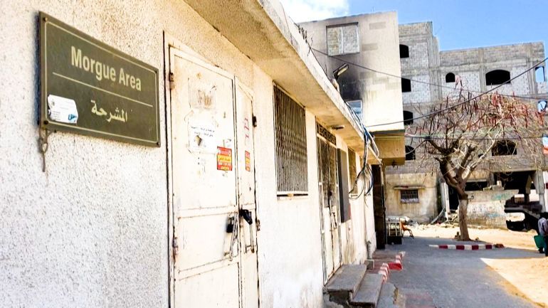 قصص إنسانية - معاناة الفسطينيين في التعرف على الجثث