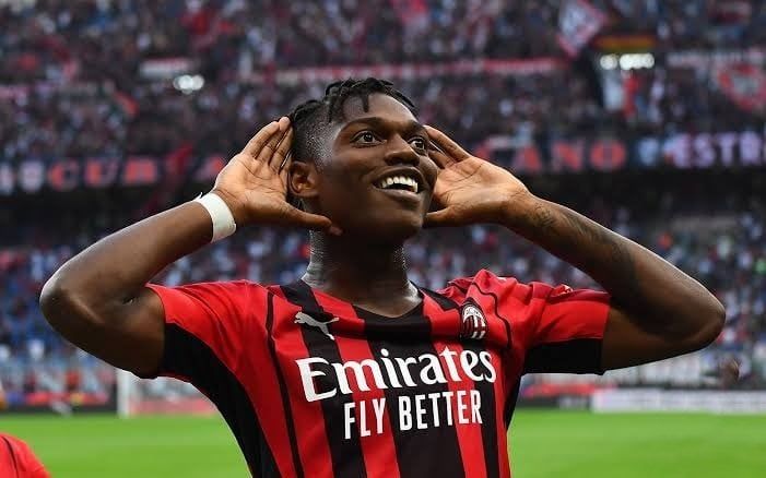 برشلونة يستهدف رافاييل لياو في حال رحيل رافينيا هذا الصيف برشلونة يستهدف رافاييل لياو في حال رحيل رافينيا هذا الصيف