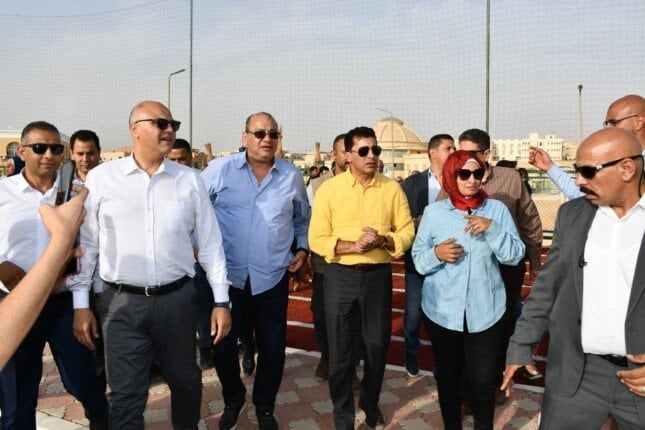 وزير الرياضة ومحافظ القليوبية يتفقدان مركز التنمية الشبابية بالعبور وزير الرياضة ومحافظ القليوبية يتفقدان مركز التنمية الشبابية بالعبور