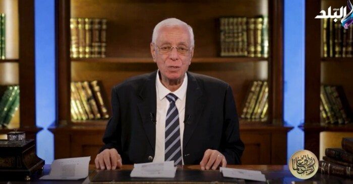 حسام موافي: فشل الكلى قد يسبب أنيميا مزمنة.. والنزيف الشرجي مؤشر خطير حسام موافي: فشل الكلى قد يسبب أنيميا مزمنة.. والنزيف الشرجي مؤشر خطير