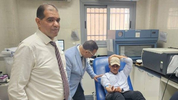 طلاب جامعة كفر الشيخ يدشنون حملة للتبرع بالدم .. صور طلاب جامعة كفر الشيخ يدشنون حملة للتبرع بالدم .. صور