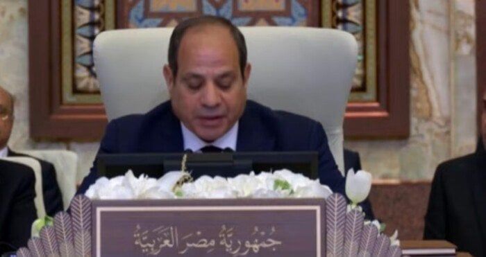 الرئيس السيسي: يجب انسحاب إسرائيل من الجنوب اللبناني واحترام سيادتها على أراضيها الرئيس السيسي: يجب انسحاب إسرائيل من الجنوب اللبناني واحترام سيادتها على أراضيها