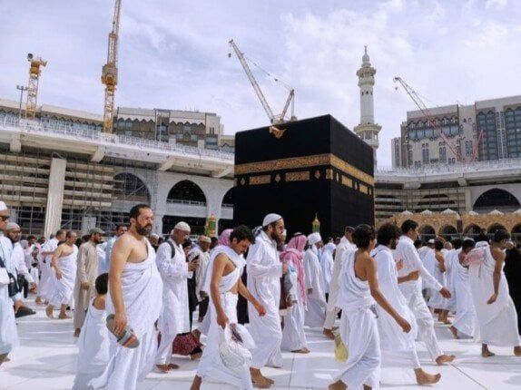 ماذا يفعل الحاج إذا فسد وضوءه أثناء الطواف أو السعي؟.. فيديو ماذا يفعل الحاج إذا فسد وضوءه أثناء الطواف أو السعي؟.. فيديو