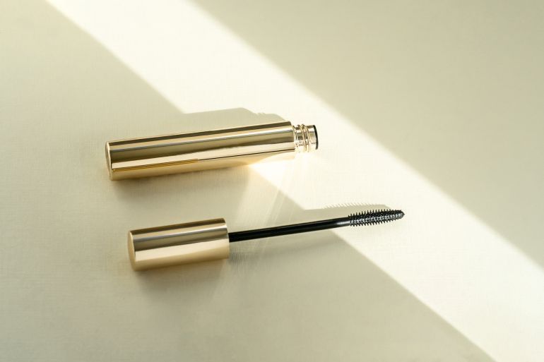 mascara